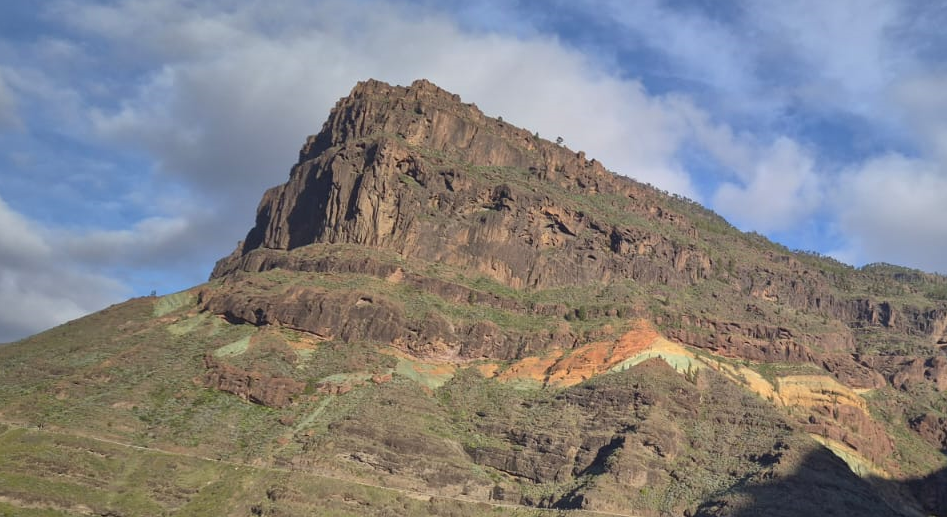 Los Azulejos Veneguera